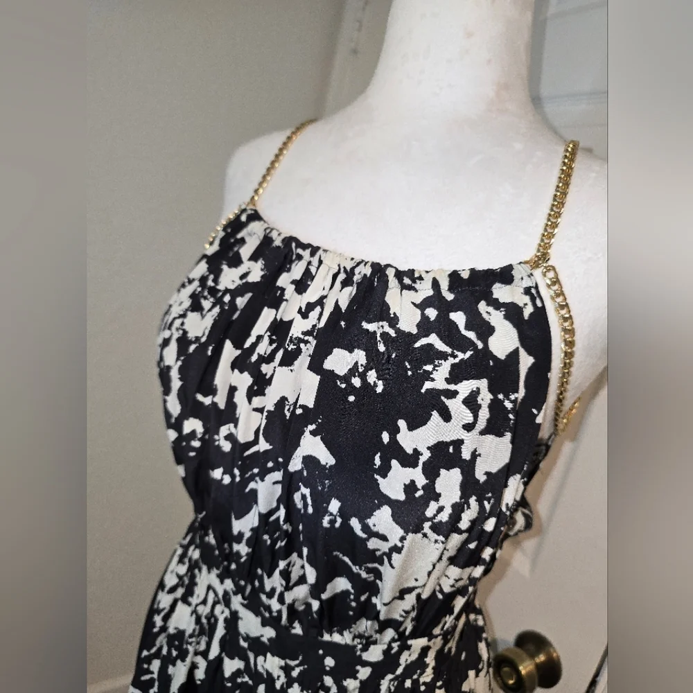 Balmain black and White Halter Maxi goddess style dress with golden chain on top - Picture 3 of 9